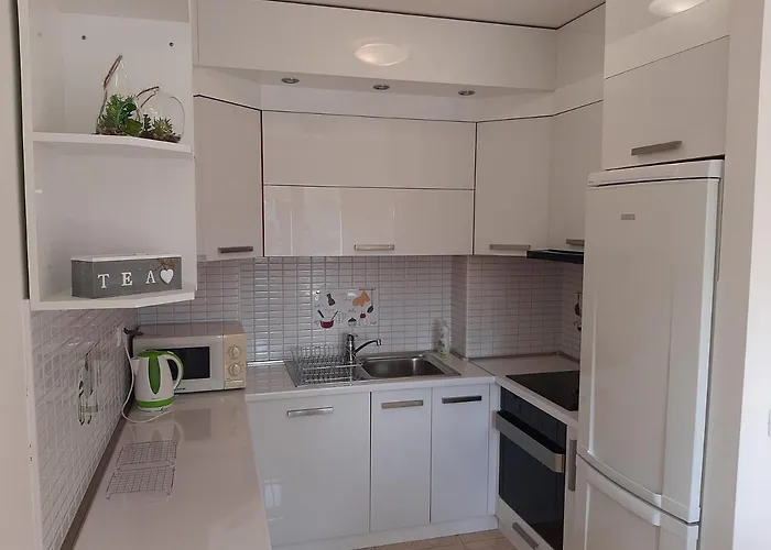 Apartamento U Centru Makarske