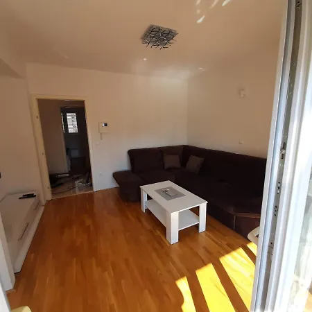 Apartment U Centru Makarske